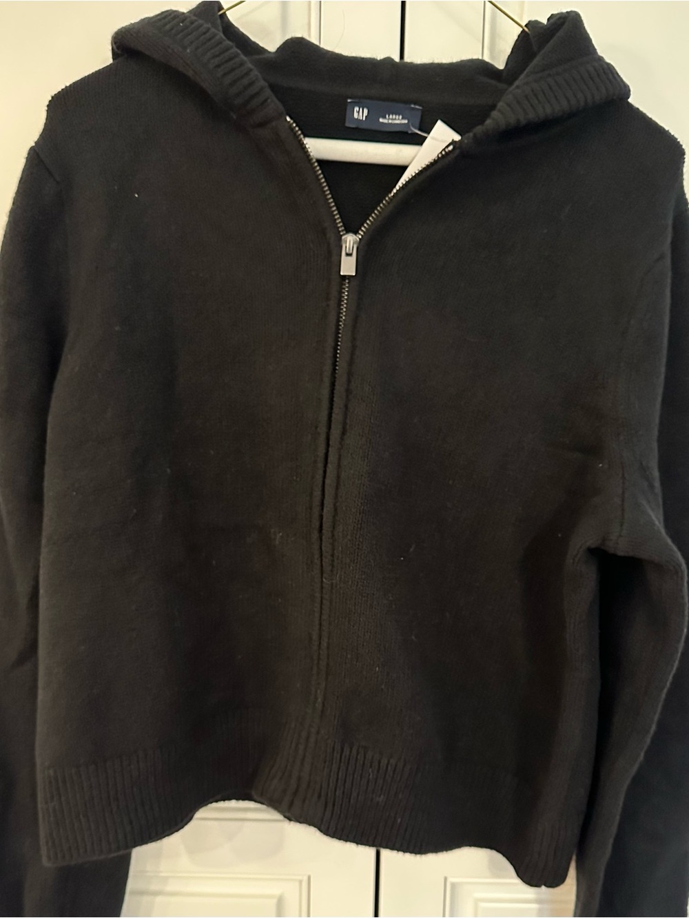 NWT-GAP Women’s  Black Full-Zip Hooded Sweater. Large